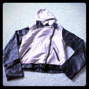 Abercrombie zip faux leather/ fabric jkt
